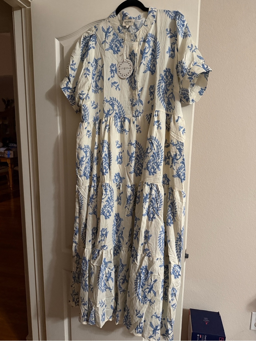 NWT XL Umgee Cream Maxi Dress with Blue Floral Print